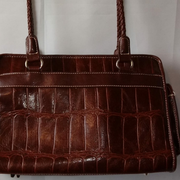 Bueno womans  purse - Picture 3 of 5